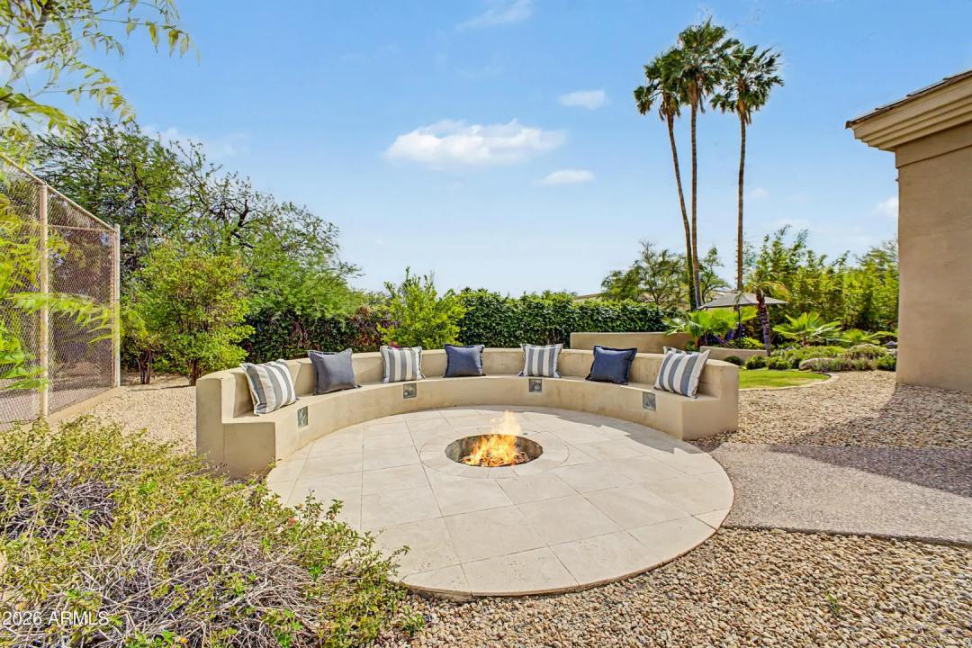 Real Estate Picture 33