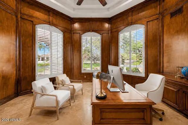 Real Estate Picture 3