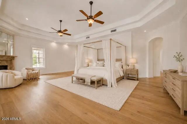 Real Estate Picture 14