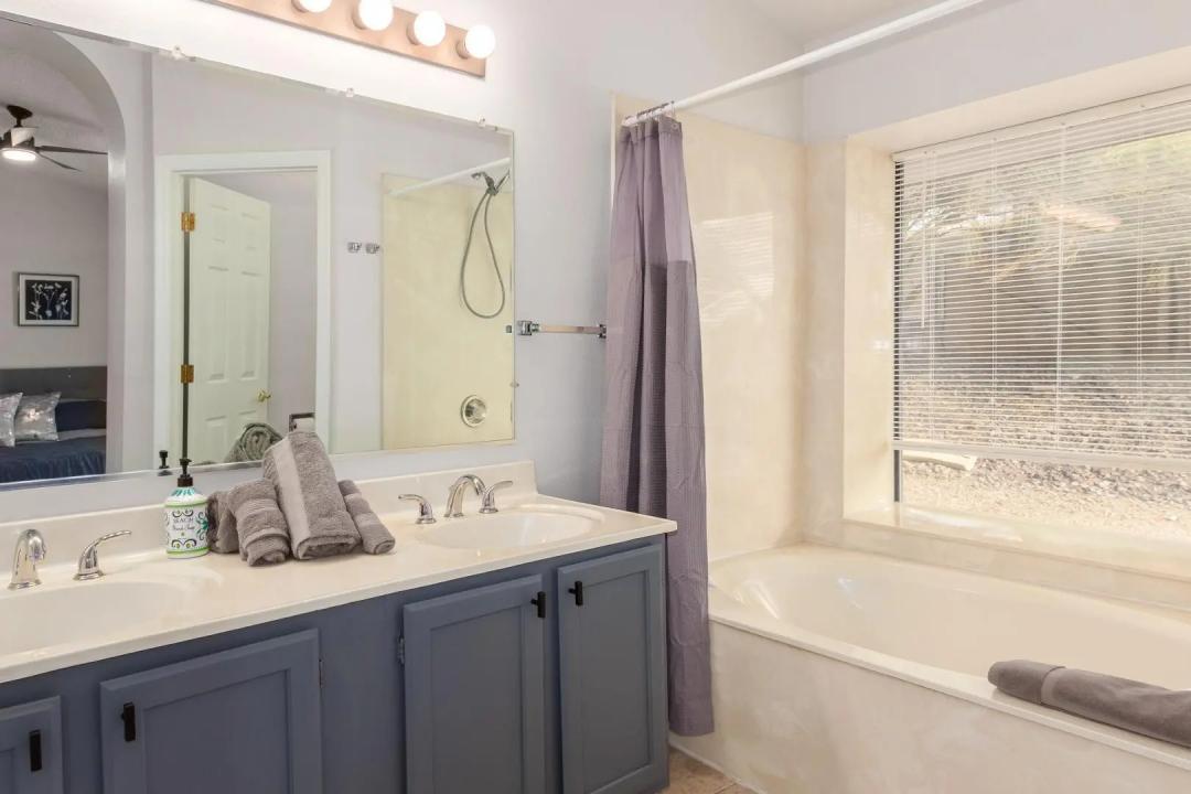 Real Estate Picture 10