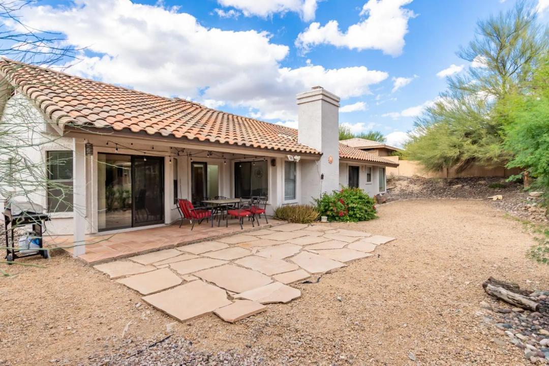 Real Estate Picture 17