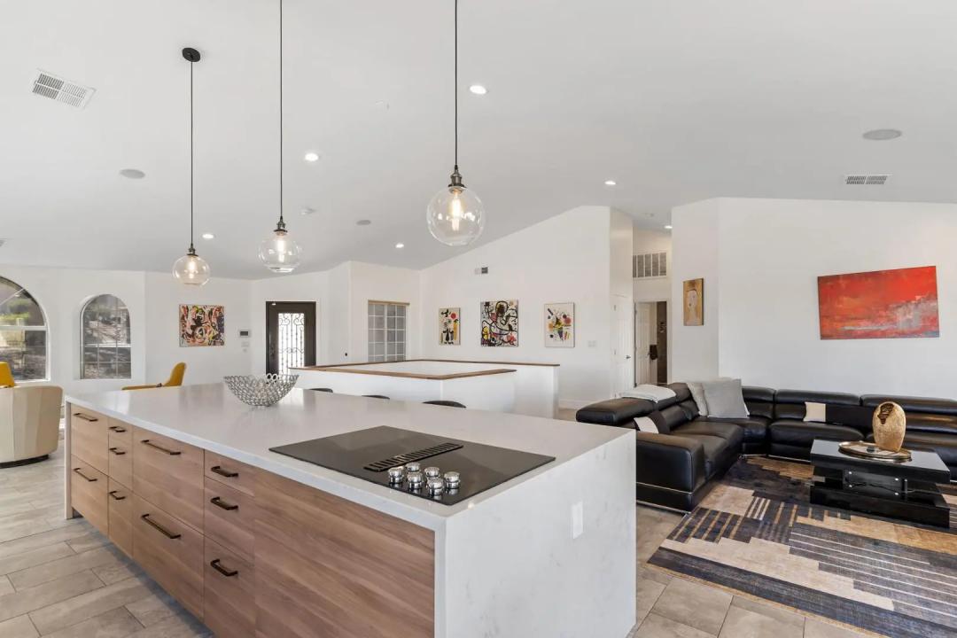 Real Estate Picture 21