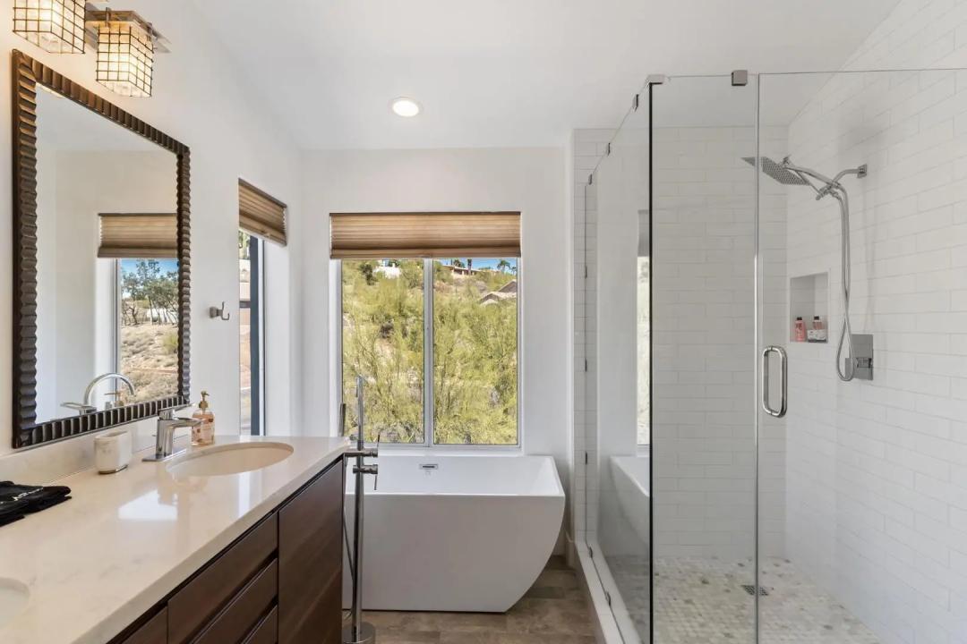 Real Estate Picture 30