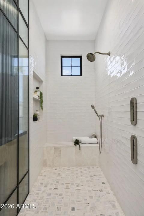 Real Estate Picture 27