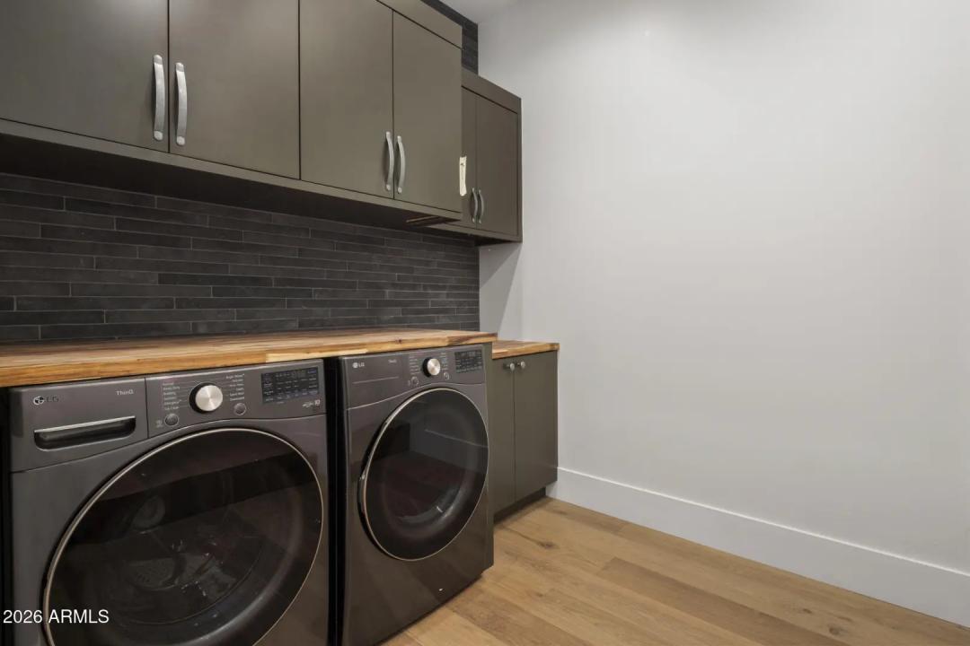 Real Estate Picture 45