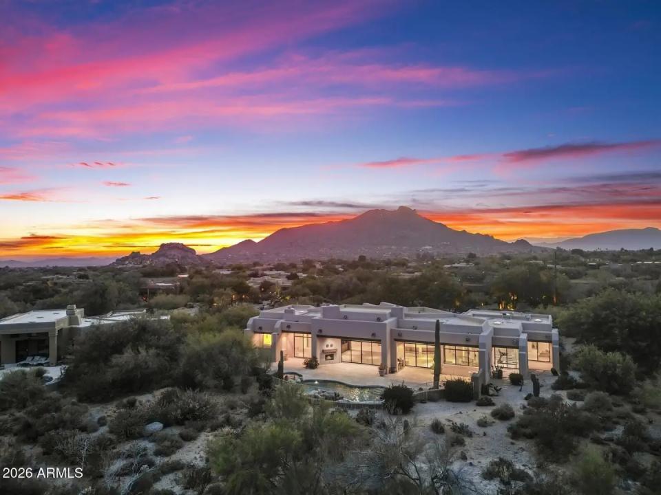 Real Estate Picture 10