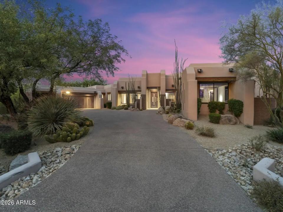 Real Estate Picture 12