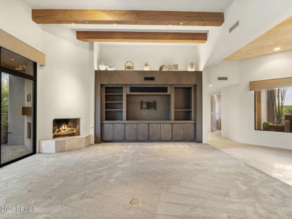Real Estate Picture 28
