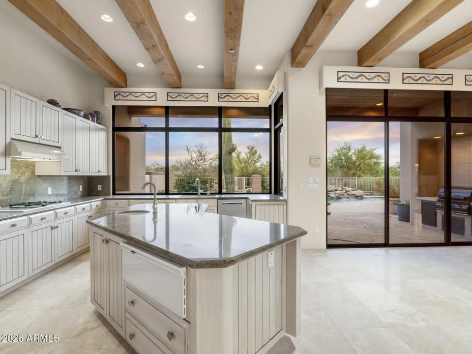 Real Estate Picture 40