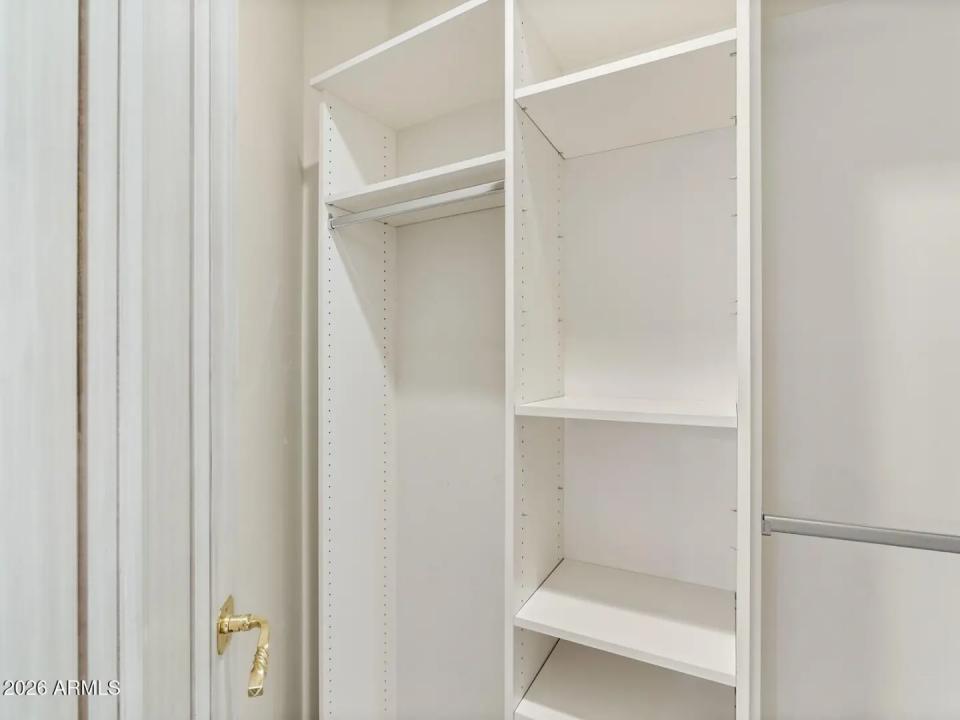Real Estate Picture 42