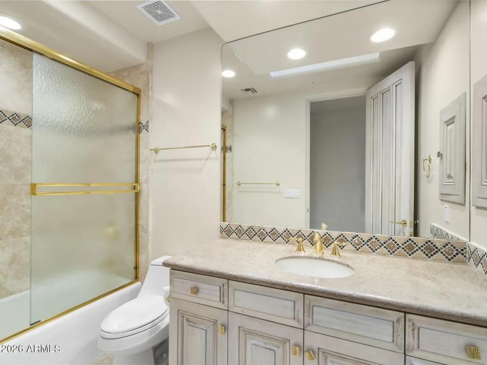 Real Estate Picture 43