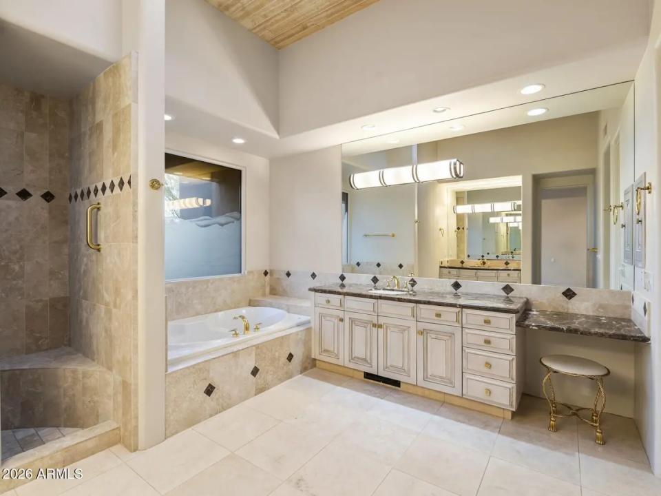 Real Estate Picture 60