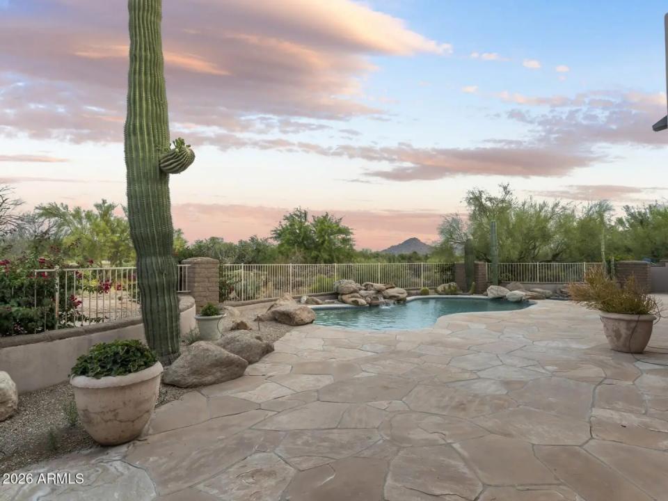 Real Estate Picture 70