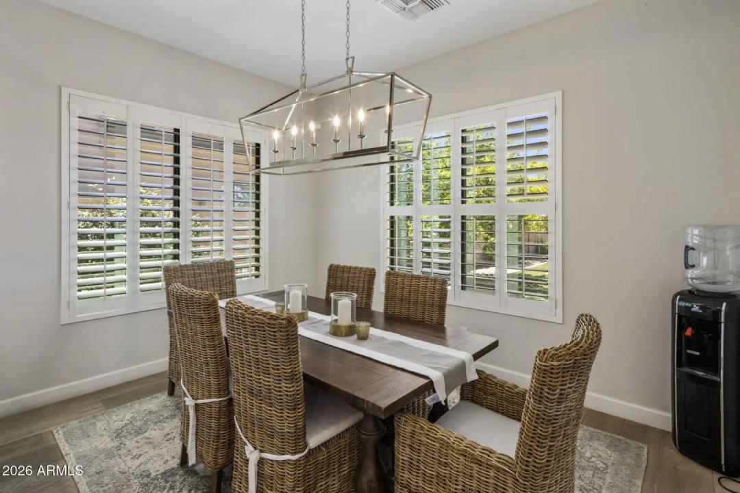 Real Estate Picture 13