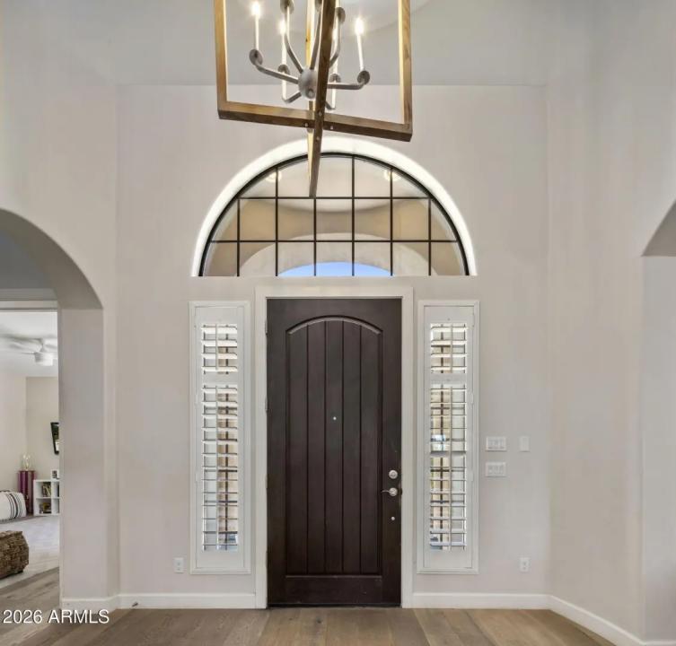 Real Estate Picture 17