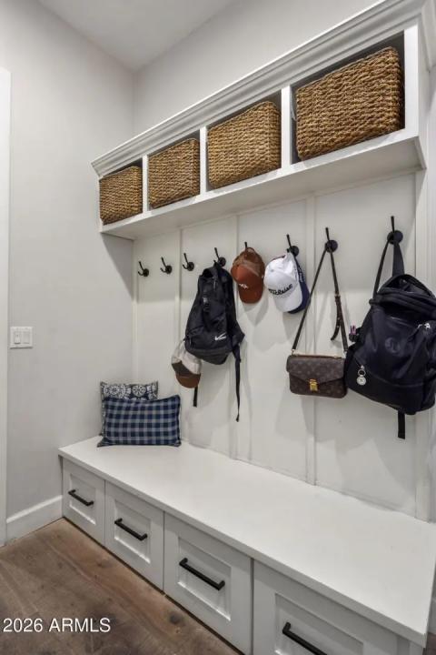 Real Estate Picture 28
