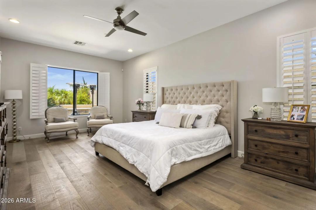 Real Estate Picture 21