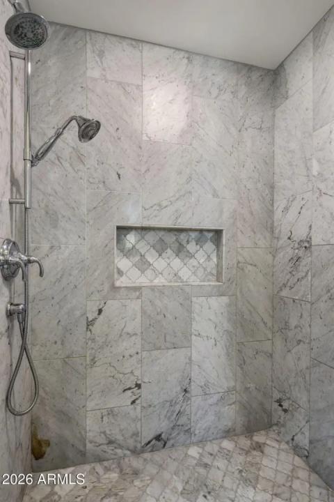 Real Estate Picture 24