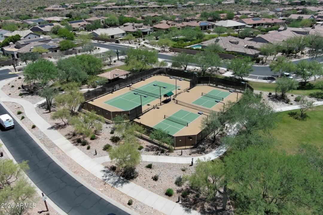 Real Estate Picture 61