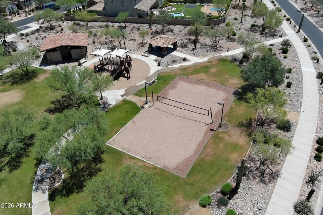 Real Estate Picture 64