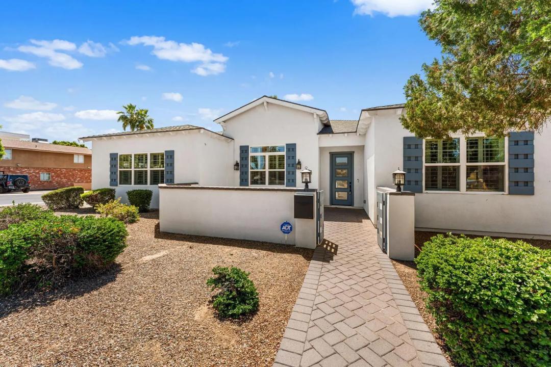 Real Estate Picture 2