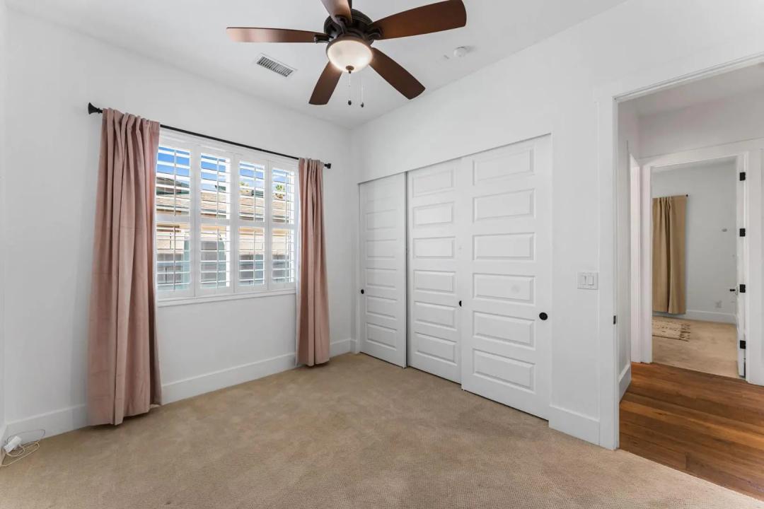 Real Estate Picture 19