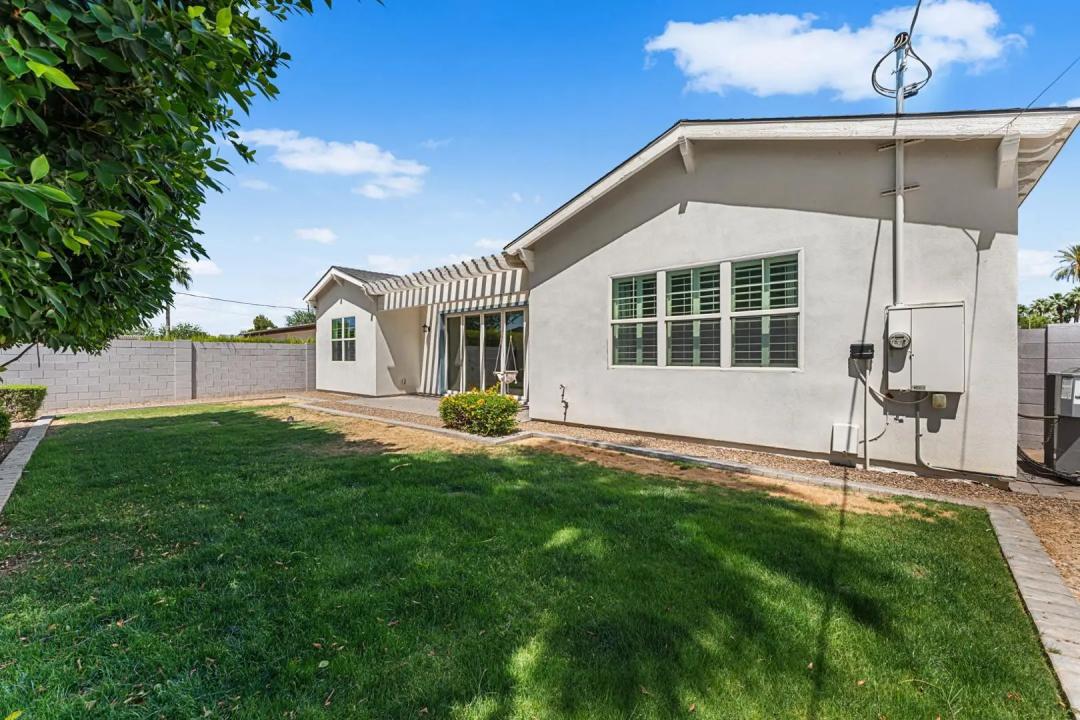 Real Estate Picture 40