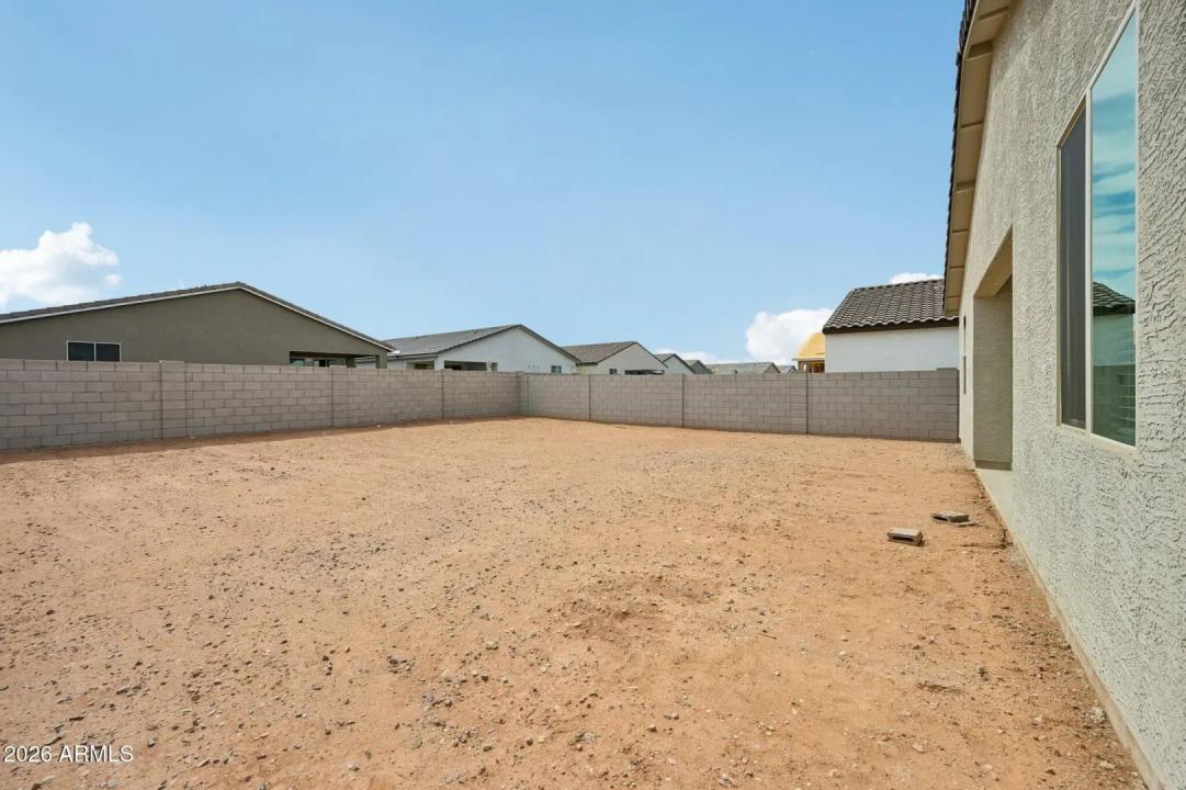 Real Estate Picture 37