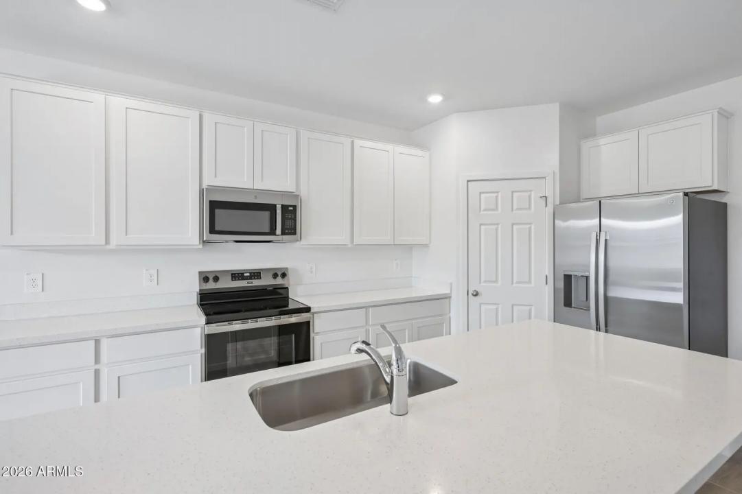 Real Estate Picture 20