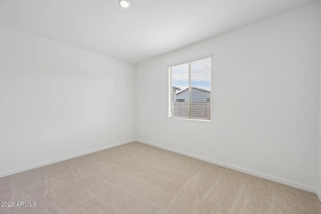 Real Estate Picture 26