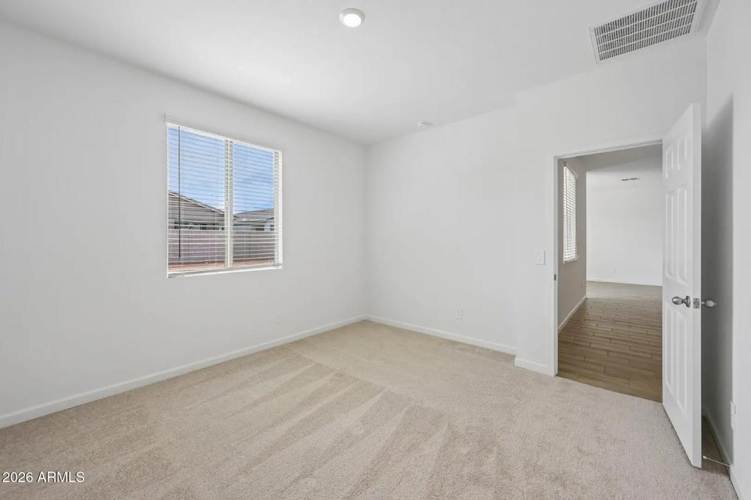 Real Estate Picture 28