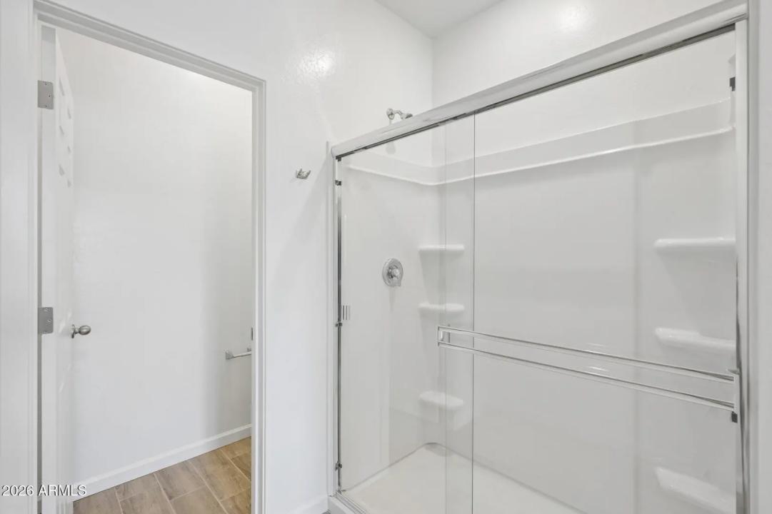 Real Estate Picture 30