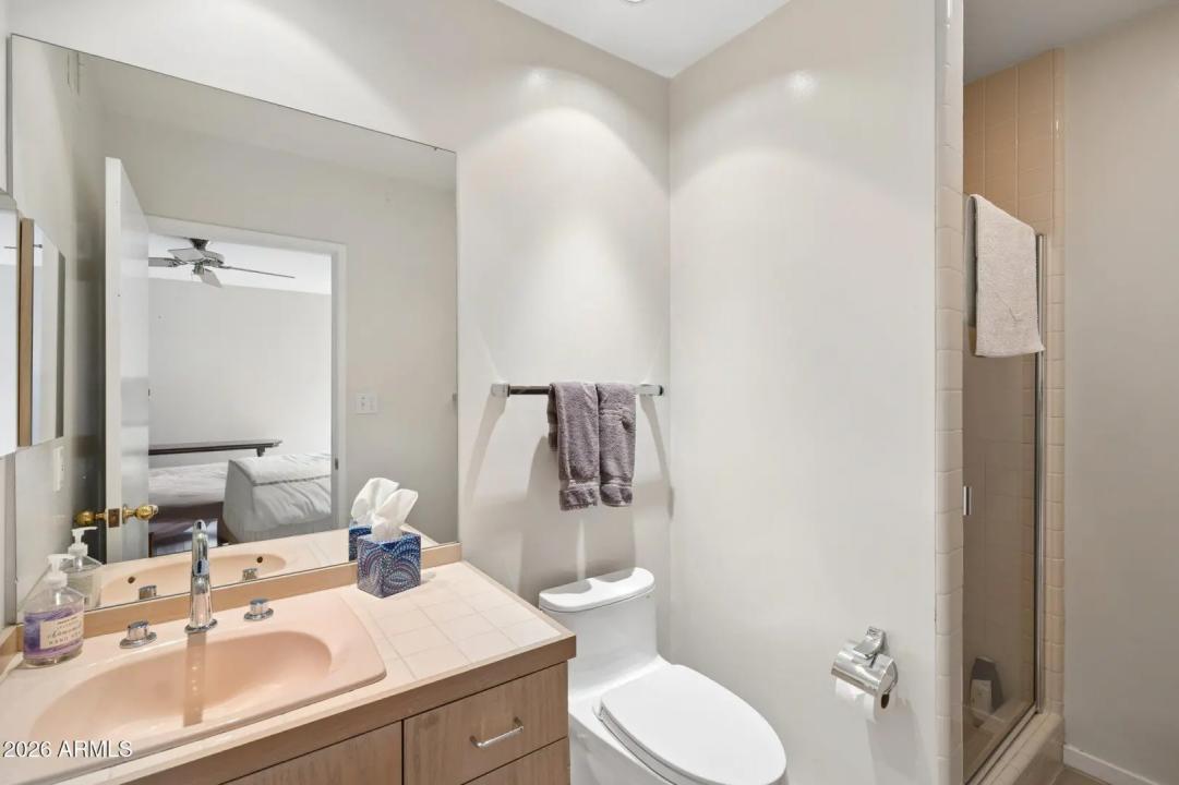 Real Estate Picture 25