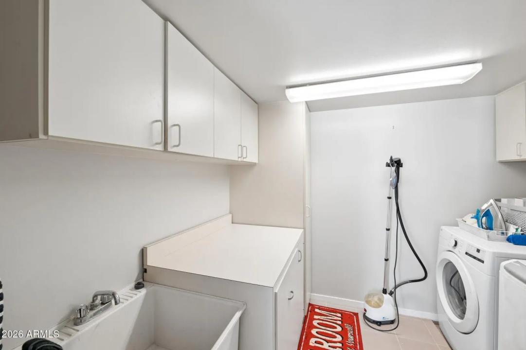 Real Estate Picture 37