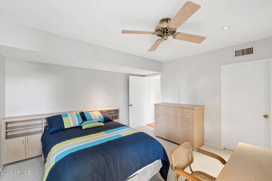 Real Estate Picture 31