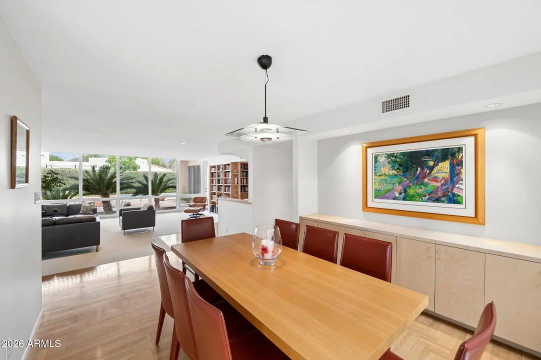 Real Estate Picture 15