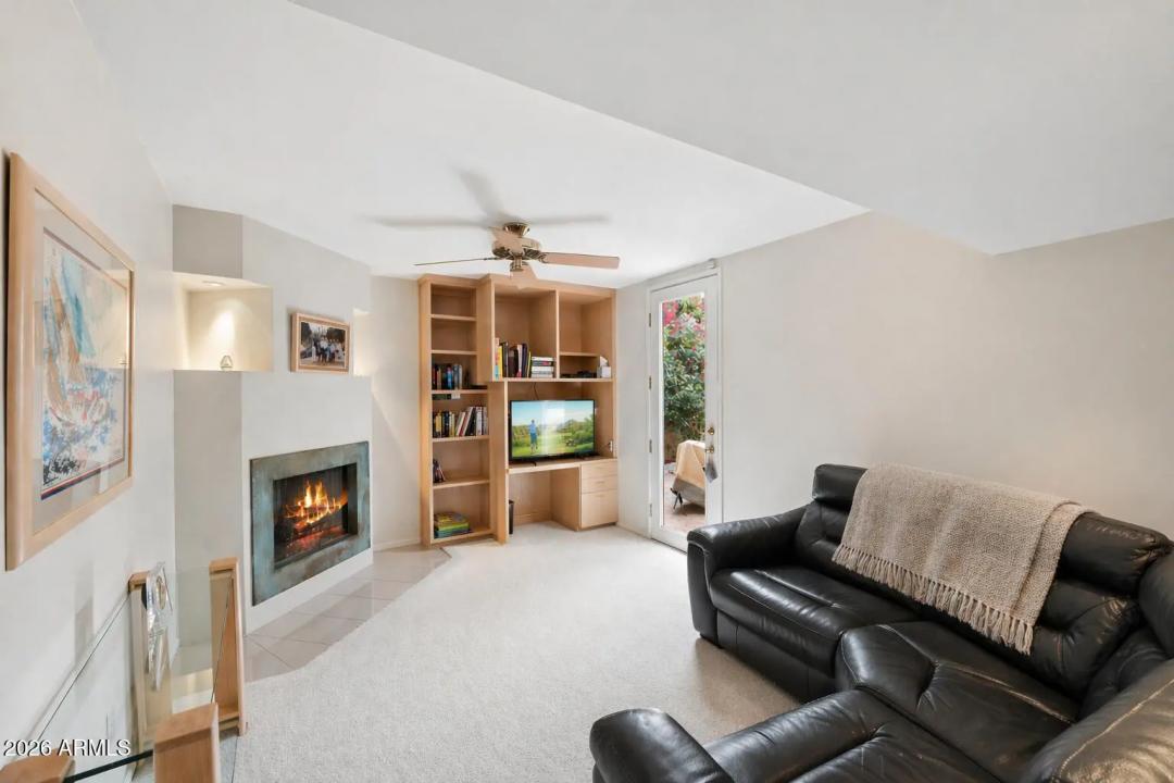 Real Estate Picture 22