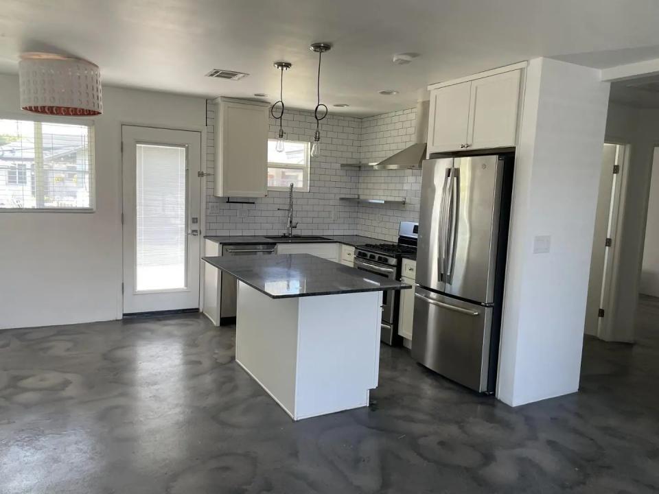 Real Estate Picture 2