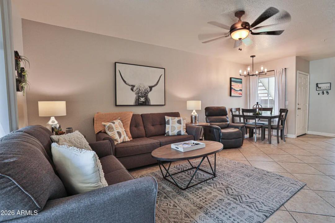 Real Estate Picture 3