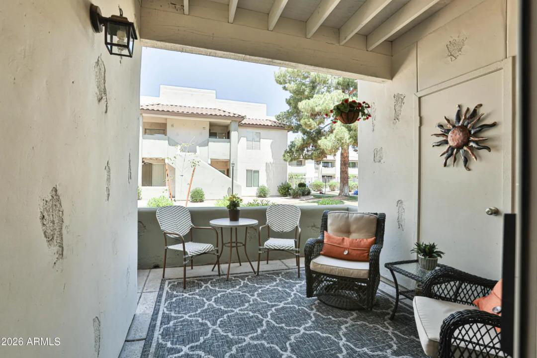 Real Estate Picture 6