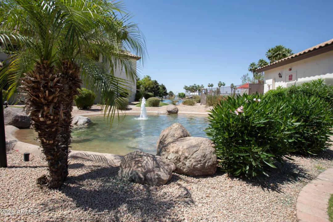 Real Estate Picture 14