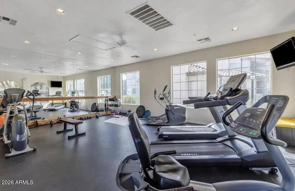 Real Estate Picture 21