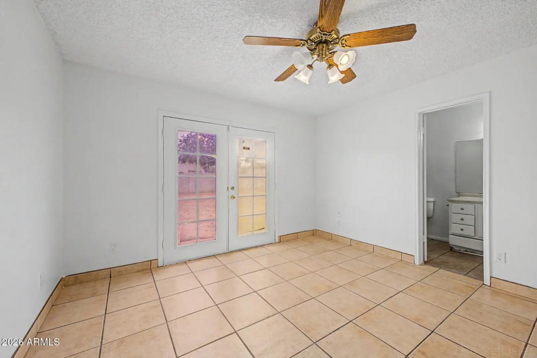 Real Estate Picture 10