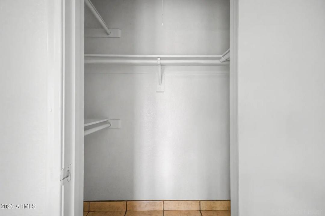 Real Estate Picture 11