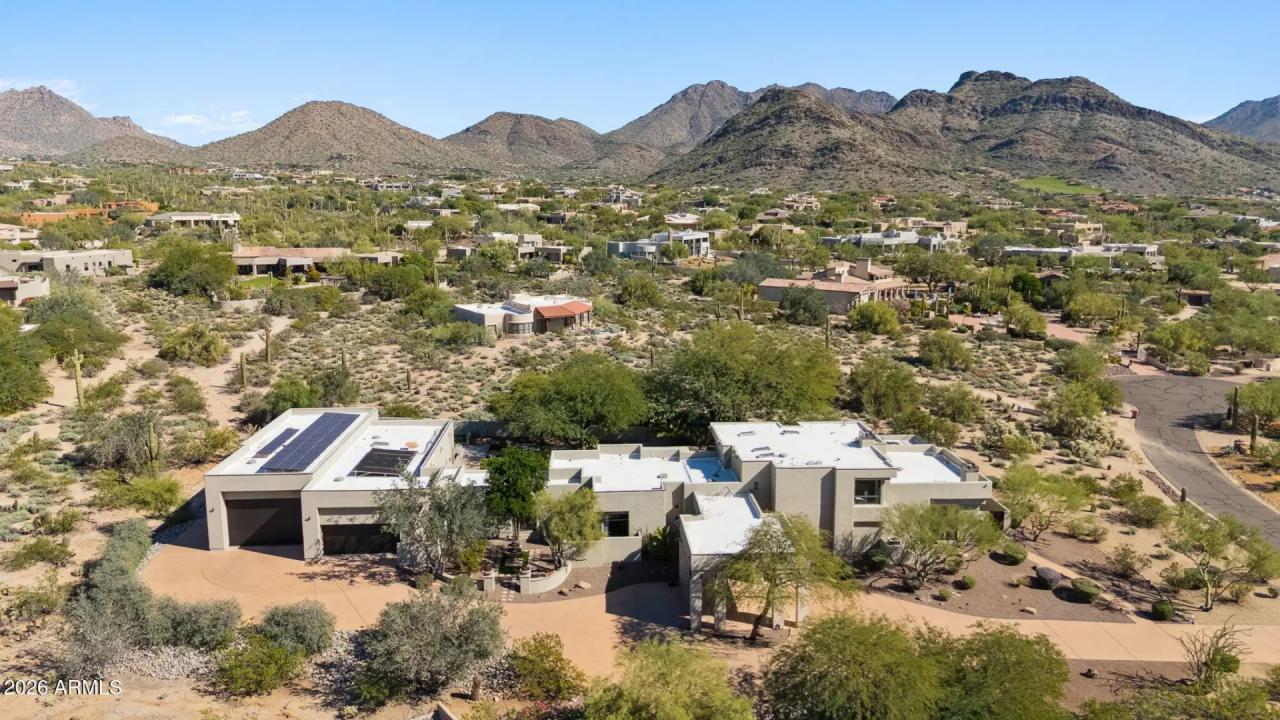 Real Estate Picture 23