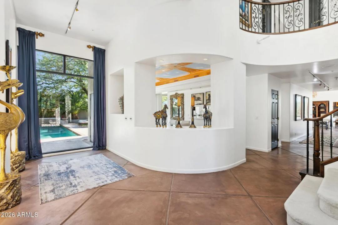 Real Estate Picture 30