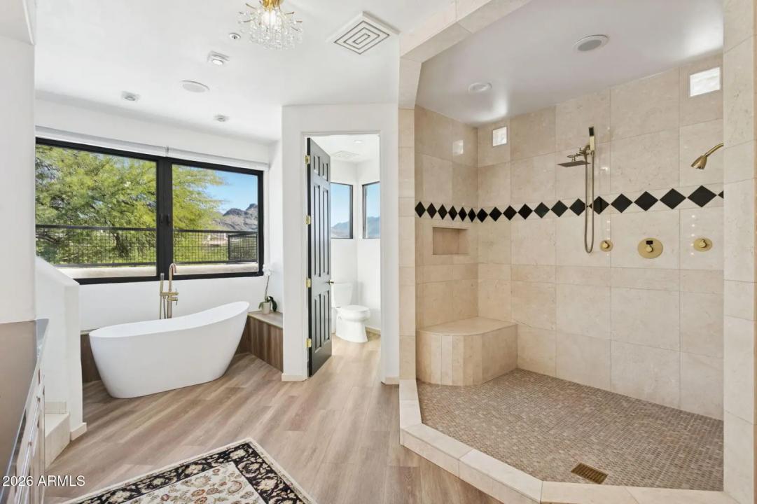 Real Estate Picture 46