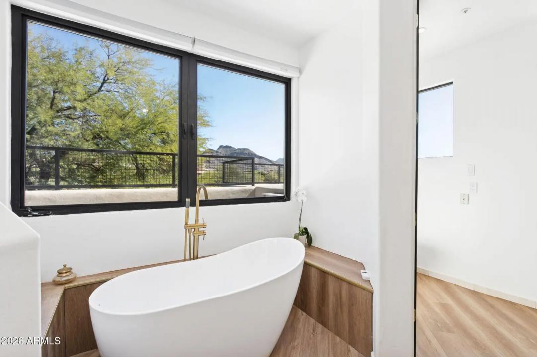 Real Estate Picture 47