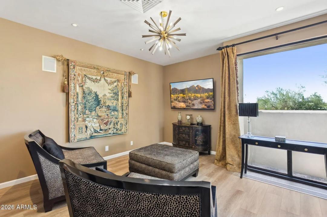 Real Estate Picture 52