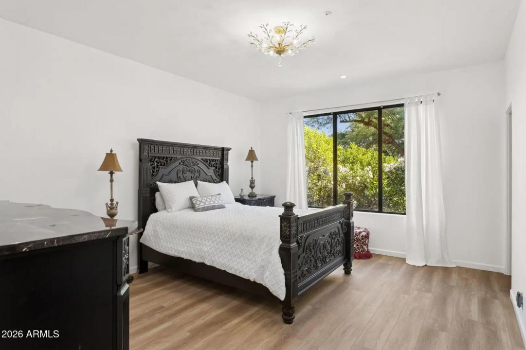 Real Estate Picture 54